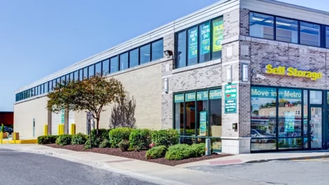 Exterior shot of Metro Storage Franklin Park facility.