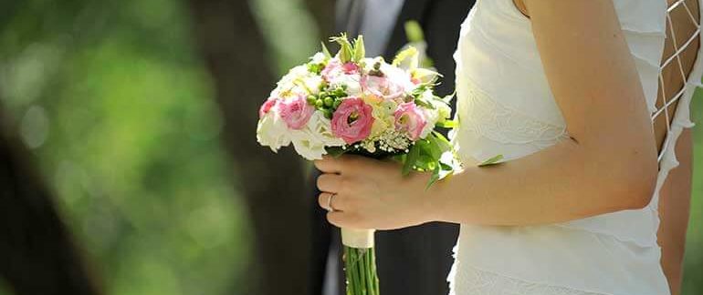 Bride holding a flower bouquet